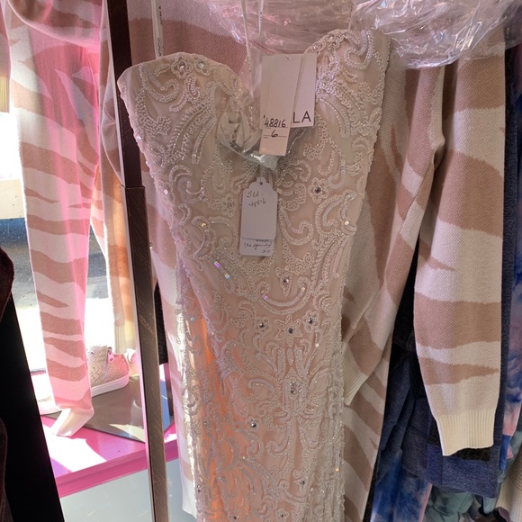 Scala Pink Strapless Gown - Picture 5 of 6